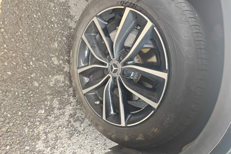 Used Mercedes-Benz GLC 2021 GLC 260 L 4MATIC Luxury Model Right Front Wheel Hub