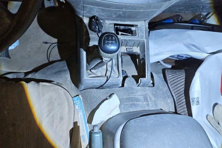 Used Jinbei Hiace 2014 2.0L 5th Generation Kuaiyunwang Business Version 4G21B Gear Lever