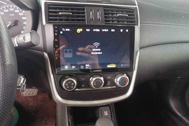 Used Nissan Tiida 2019 1.6L CVT Cool Edition China VI Standard Audio And AC Panel