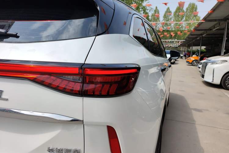 Used Haval H6 2024 1.5T Two-Wheel-Drive Classic Edition Right Rear Taillight