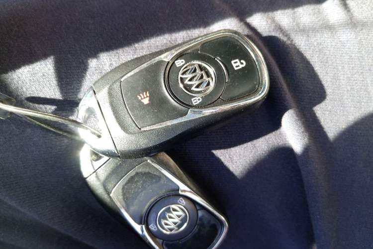 Used Buick Envision 2016 20T Two-Wheel-Drive Elite Model Vehicle Key