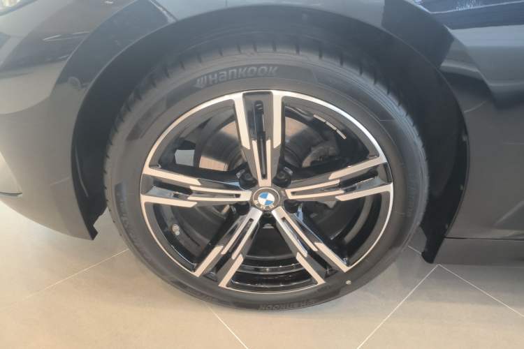 Used BMW 3 Series 2024 325i M Sport Package