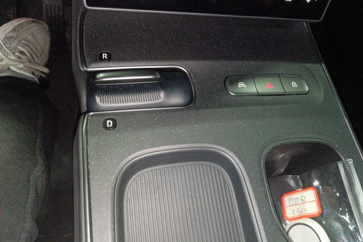 Used Nio ET5T 2024 100kWh Touring Gear Lever