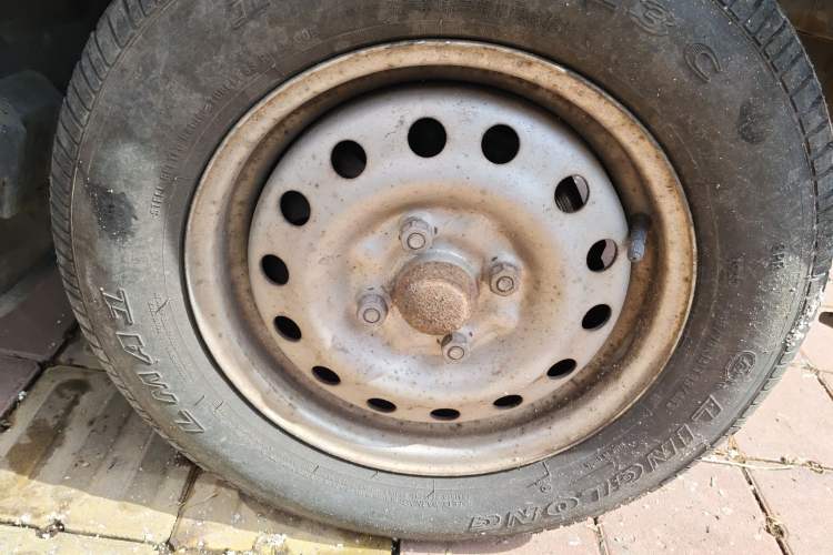 Used Wuling Zhiguang 2010 1.0L New Version Practical Short-Body L2Y