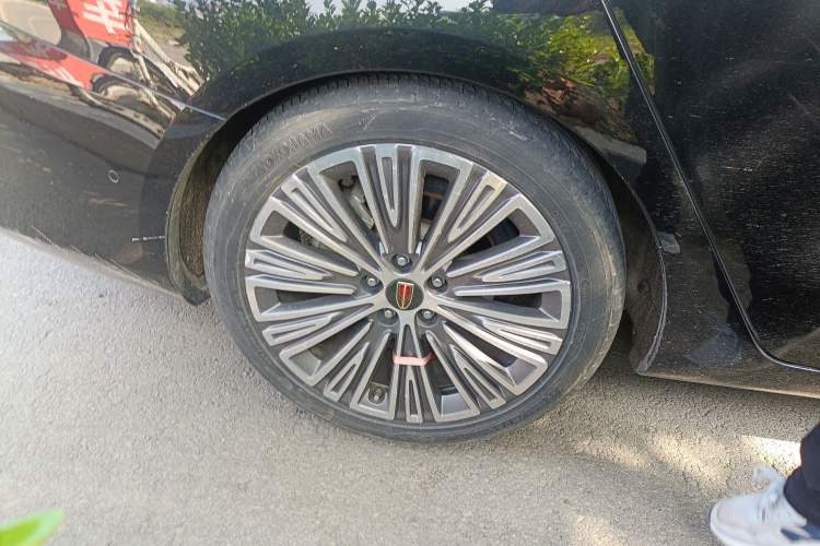 Used Hongqi H5 2020 1.8T Automatic Smart Connect Flagship Edition Exterior 5