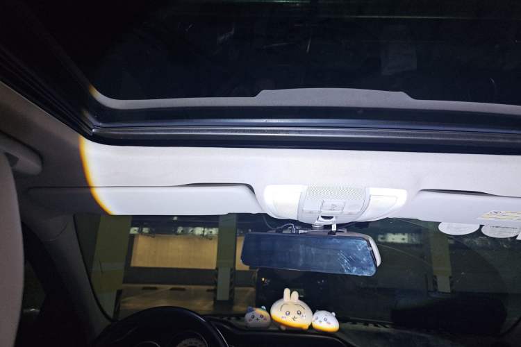 Used Mercedes-Benz C-Class 2011 C 200 CGI Elegant Model
