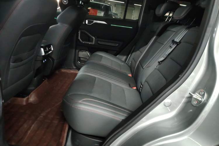 Used JETOUR Traveler 2023 2.0T All-Wheel Drive CrossPRO+