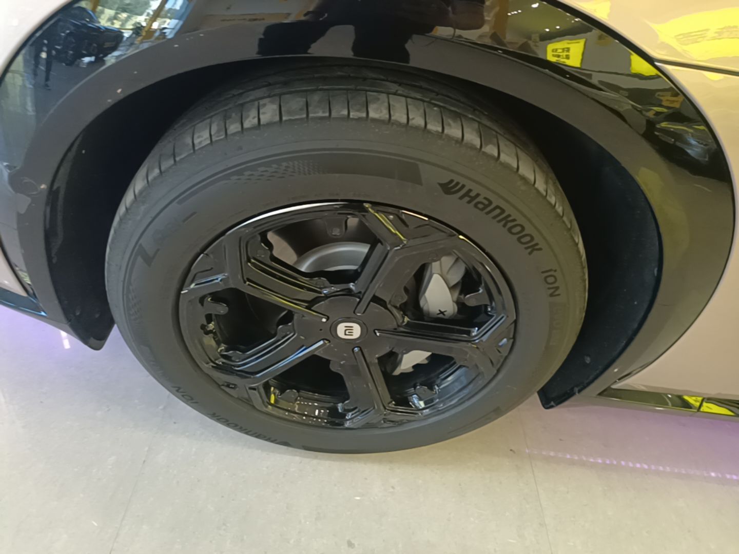Xiaomi Auto YU7 2025 Ultra-Long Range All-Wheel Drive Pro Version — снимка 10