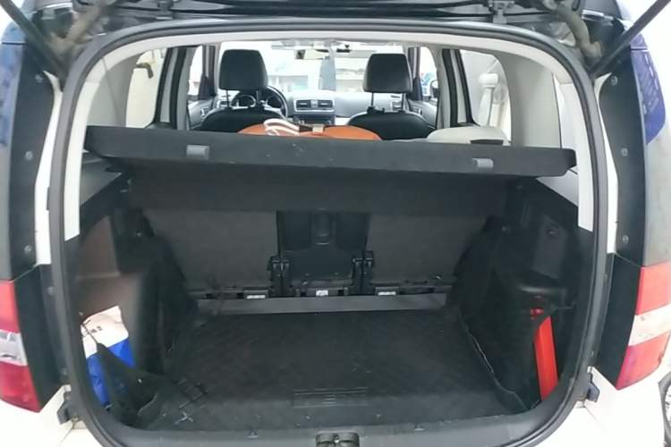 Used Skoda Yeti 2014 1.8TSI DSG Polar Edition
