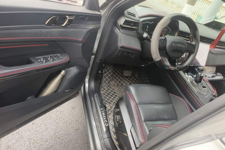 Used Lynk & Co 05 2020 2.0TD Four-Wheel Drive HypeHalo