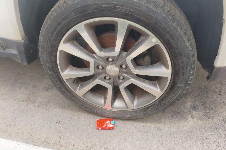 Used Jeep Compass 2014 2.4L four-wheel drive luxury version