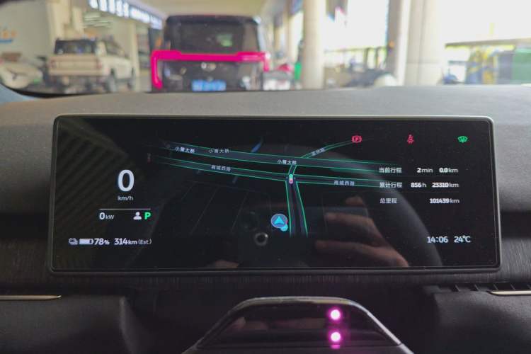 Used Nio ES7 2022 75 kWh Instrument Cluster