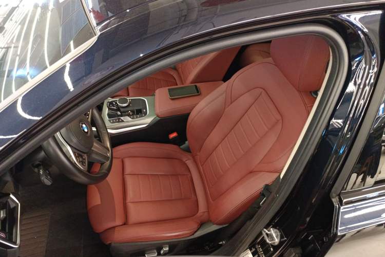 Used BMW 3 Series 2021 Facelifted 325Li M Sport Night Edition Package Left Front Seat