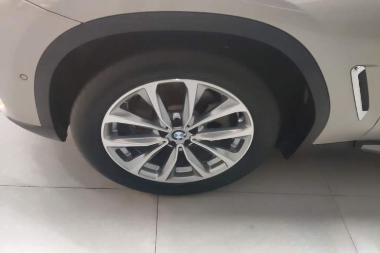 Used BMW X3 2018 xDrive25i Luxury Package China VI Emission Standard Exterior 4