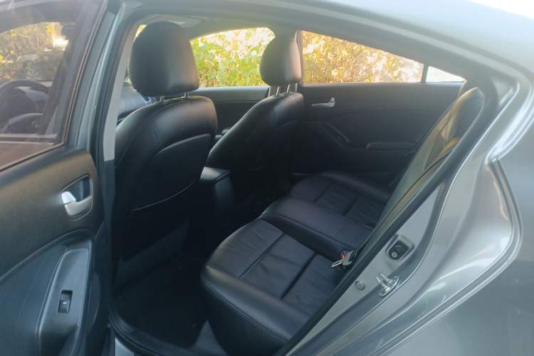 Used Kia K3 2013 1.6L Manual GL