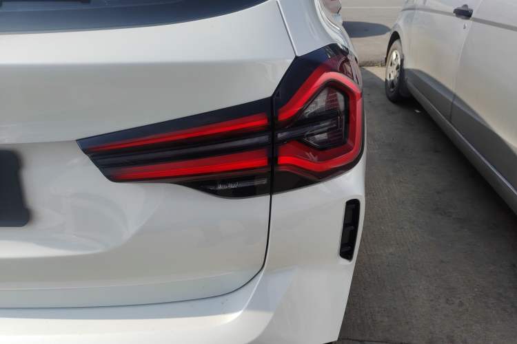 Used BMW iX3 2022 Leading Model