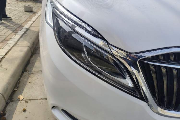 Used Buick GL8 2018 ES 28T Premium Model China VI Standard