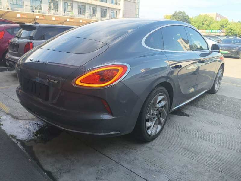 Used ORA Lightning Cat 2022 555 km Luxury Edition – Premium — 6