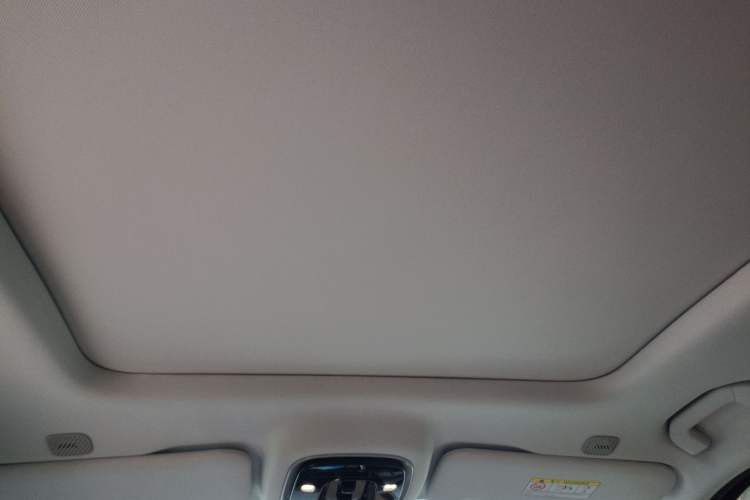 Used Chery Tiggo 8 L 2024 2.0T Two-Wheel Drive Prestige Version 5 Seats
