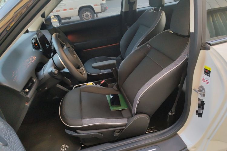 Used MINI Electric MINI COOPER 2024 456km COOPER E Classic Edition