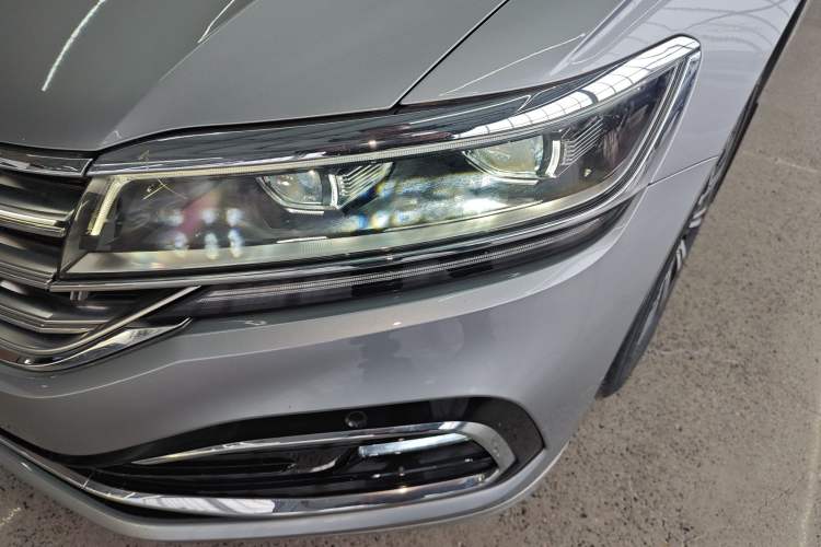 Used Volkswagen Phideon 2021 380TSI Luxury Edition