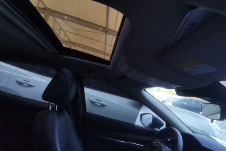 Used Mazda 3 Axela 2023 2.0L Automatic Zhiya Edition Headliner