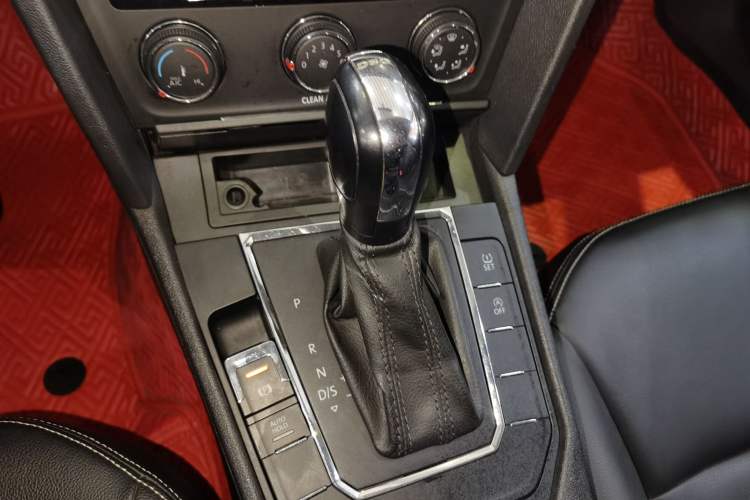 Used Volkswagen Lamando 2021 230TSI DSG Fashion Edition
