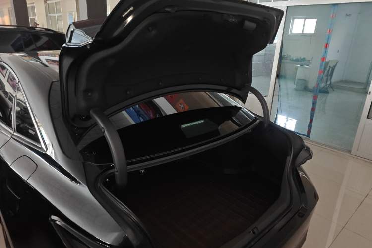 Used Toyota Avalon 2023 2.0L Luxury Edition