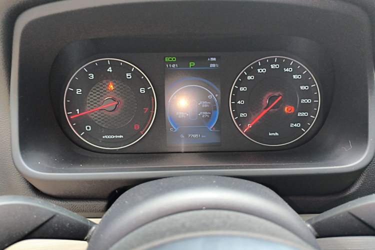 Used BYD Tang 2018 2.0T Automatic SmartConnect Luxury Edition 5 Seats China V Standard
