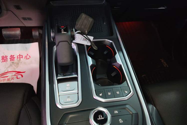 Used Tank 400 New Energy 2024 Hi4-T Off-Road Edition Gear Lever