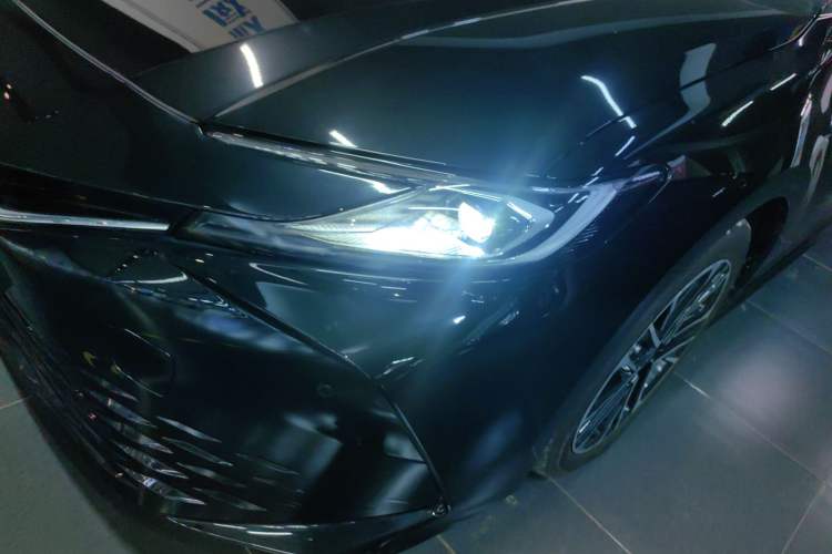 Used Toyota Camry 2024 Dual-Engine 2.5HG Prestige Edition
