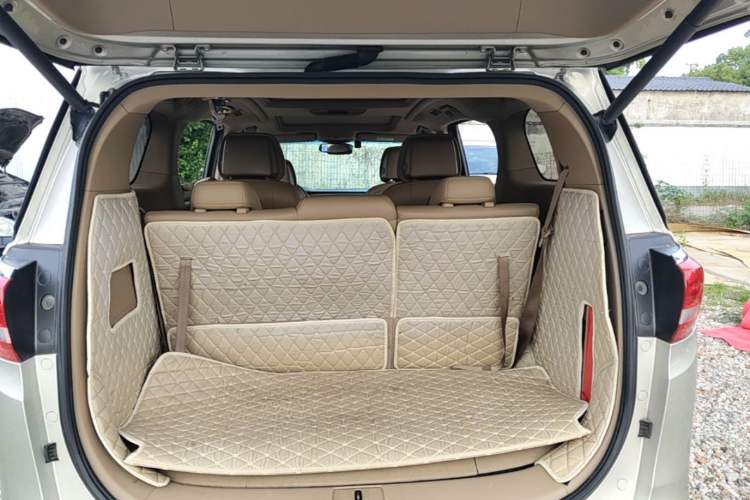 Used Buick GL8 2017 ES 28T Flagship Model China V Standard