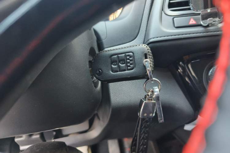 Used Honda Vezel 2020 1.5L CVT Elite Edition
