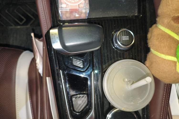 Used Geely Auto Monjaro L 2024 2.0TD High-Power Automatic Two-Wheel Drive Yunqi Version