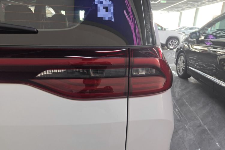 Used GAC Trumpchi M6 2023 PRO 270T DCT Luxury Edition Right Rear Taillight