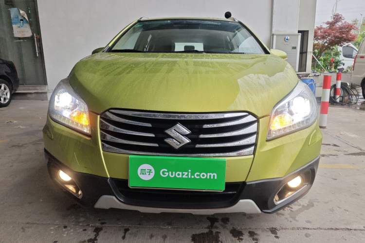 Used Suzuki S-Cross 2014 1.6L CVT Two-Wheel Drive Elite Version Front