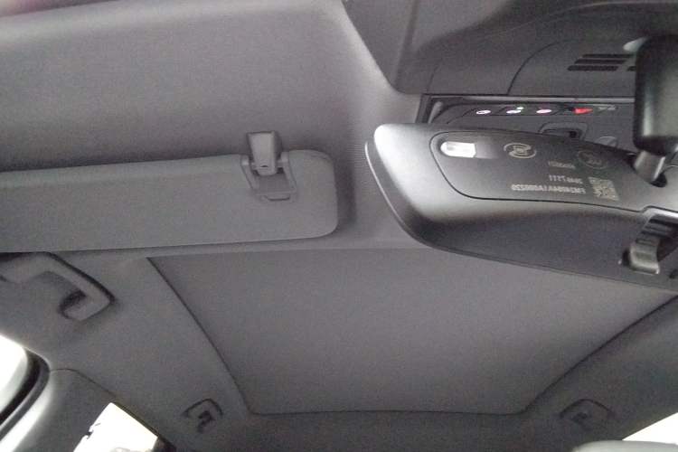 Used Cadillac OPTIQ 2024 Standard Range Version
