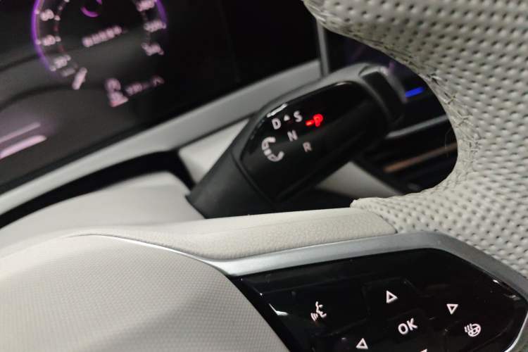 Used Volkswagen Passat 2025 Pro 380TSI Starry Dragon Edition
