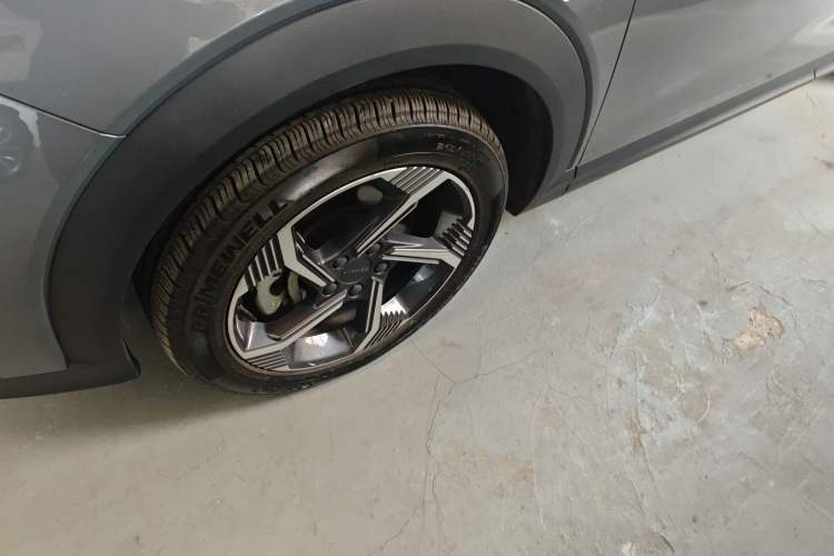 Used Lynk & Co 06 EM-P 2022 PHEV 84 km Range Pro Version Exterior 4