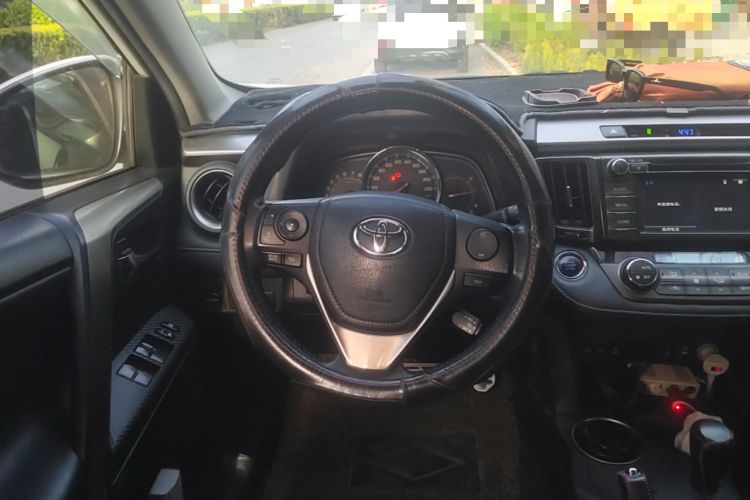 Used Toyota RAV4 2013 2.0L CVT Four-Wheel Drive New Edition
