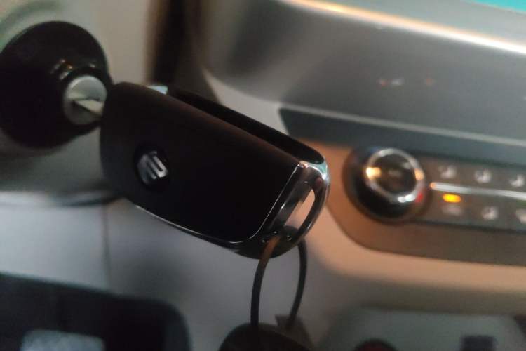 Used JMEV Xiao Qilin 2024 201 km Luxury Version