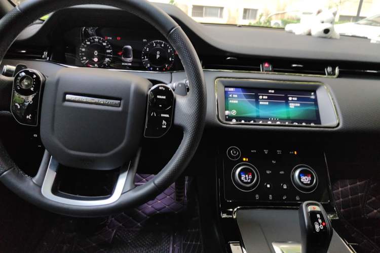 Used Land Rover Range Rover Evoque 2021 Range Rover Velar 249 PS R-Dynamic S Performance Edition