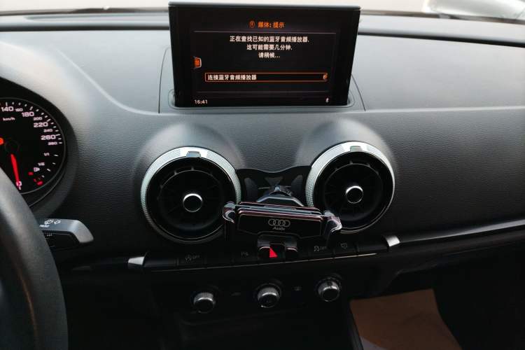 Used Audi A3 2020 Limousine 35 TFSI Fashion Edition China VI Emission Standard
