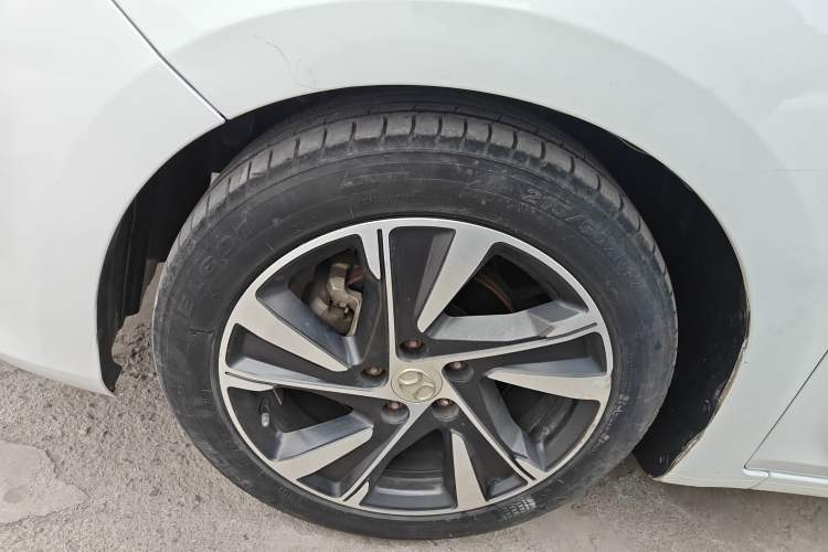 Used BAIC Beijing U7 2019 1.5T Manual Elite Version China VI