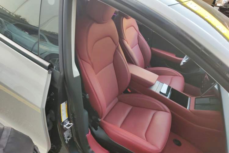 Used Tesla Model 3 2023 Long-Range All-Wheel-Drive Version