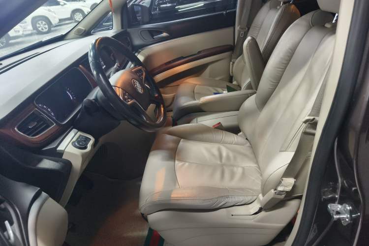 Used Buick GL8 2017 25S Luxury Version China V Standard