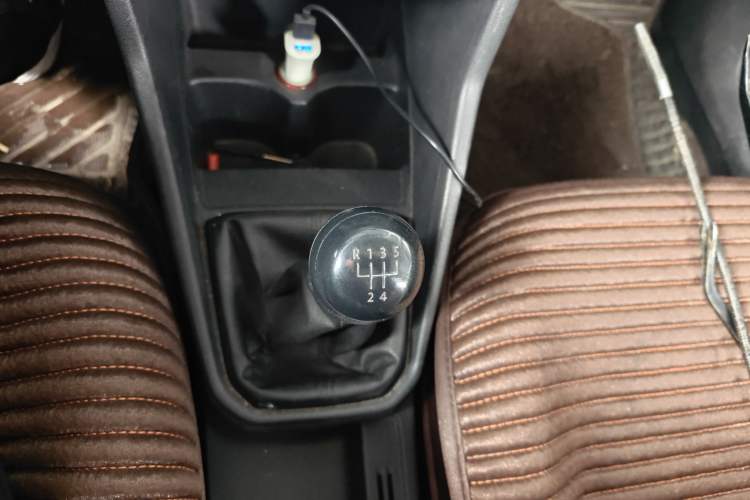 Used Volkswagen Jetta 2019 Dream Edition 1.4L Manual Fashion Version