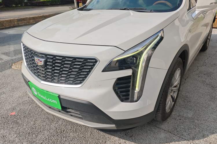 Used Cadillac XT4 2020 28T Two-Wheel-Drive Leading Version Left Front Headlight