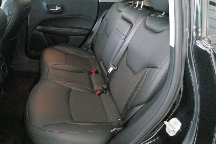 Used Jeep Compass 2019 200T Automatic Prestige Edition
