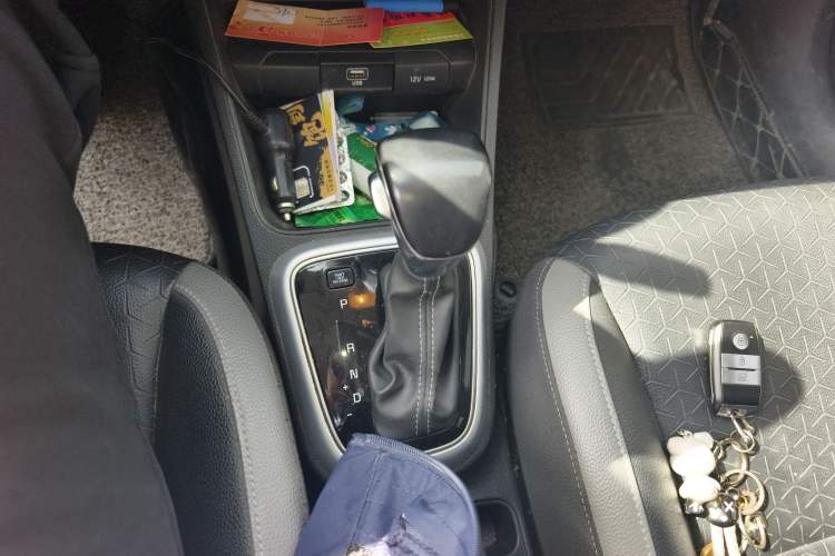 Used Kia kx1 Stonic 2019 1.4L Automatic Fun Edition China VI